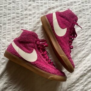 Nike Blazers size 9